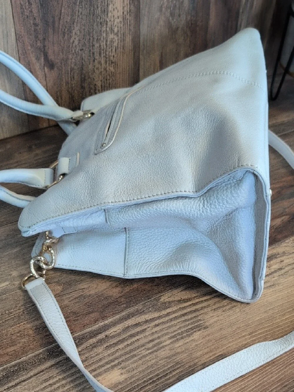 Calvin Klein White Structured Satchel with Gold Hardware       M472